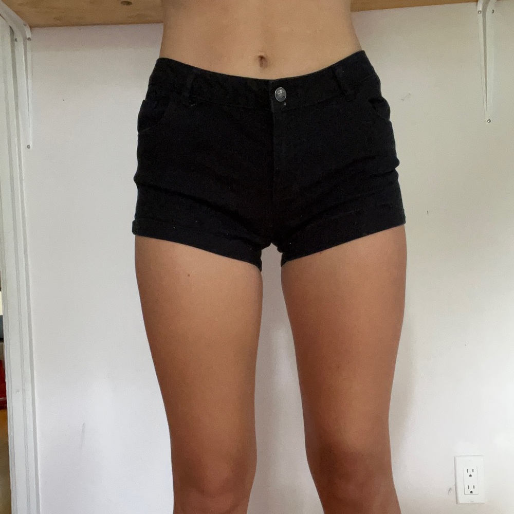 U2B Black shorts